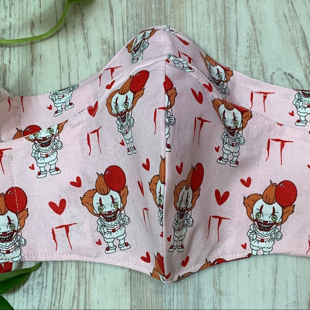You’re it Penny Wise Valentine’s Day Mask VDay